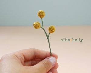 Free Billy Ball Tiny Flower Crochet Pattern