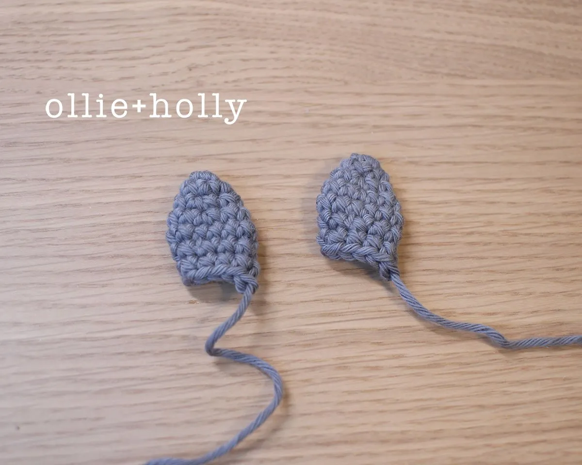 Free Halloween Bat Ornament Amigurumi Crochet Pattern Step 2
