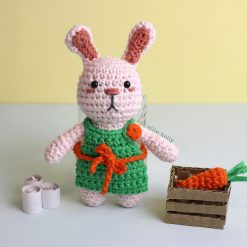 Grocery Clerk Bunny Amigurumi Crochet (Pattern Only) - Image 4